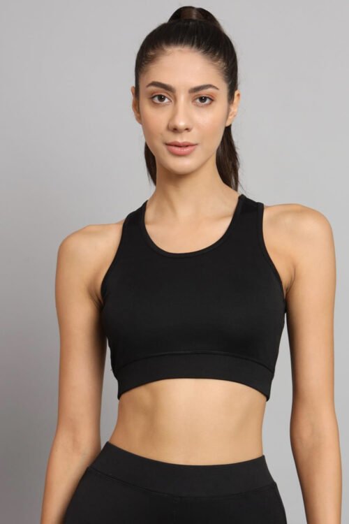 Classic Black Sports Bra with a Sleek Fit